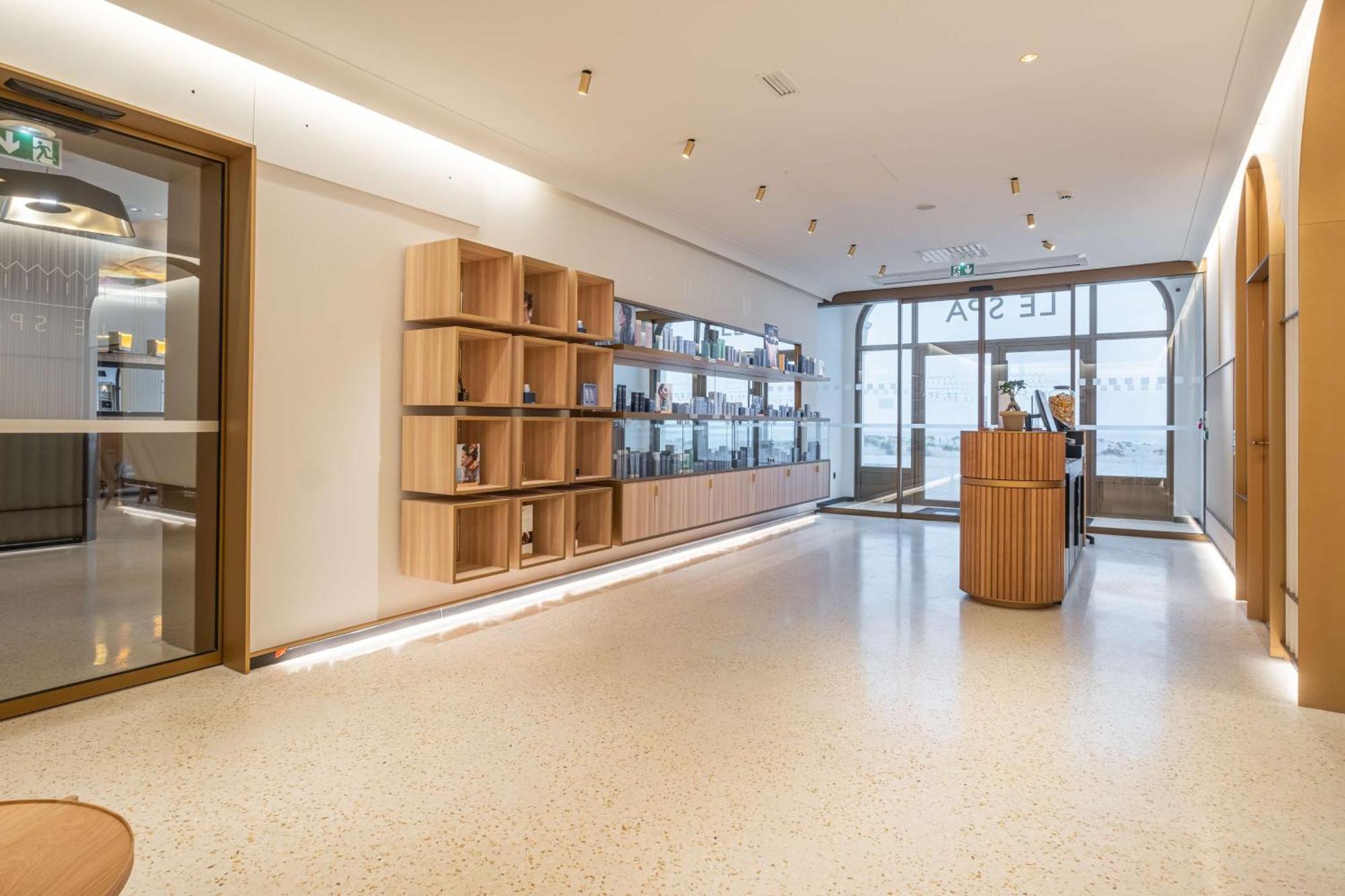 Radisson Blu Grand Hotel & Spa, Malo-Les-Bains ダンケルク エクステリア 写真