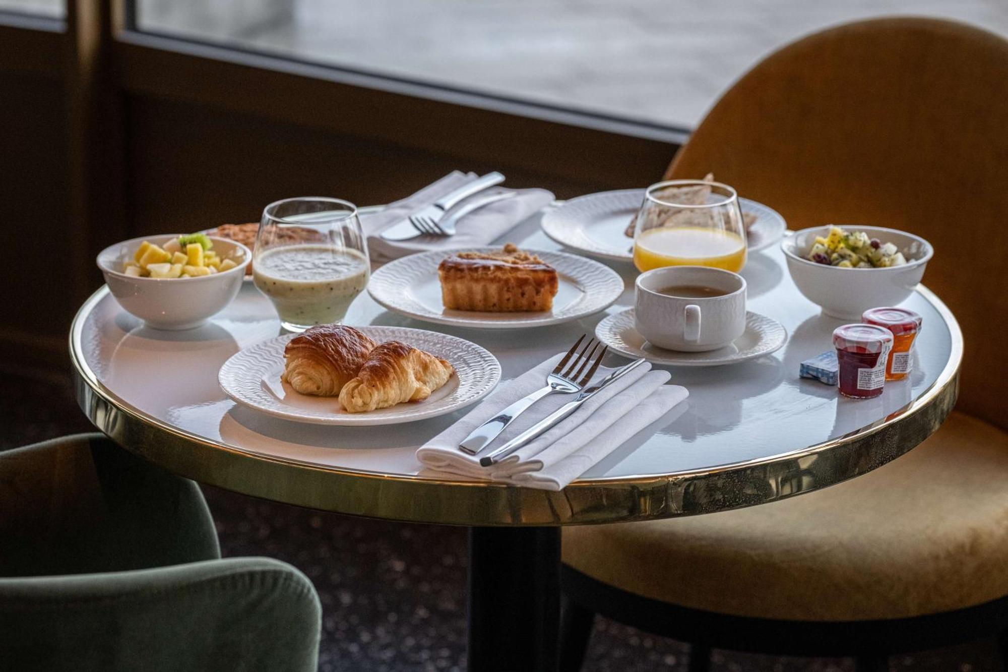 Radisson Blu Grand Hotel & Spa, Malo-Les-Bains ダンケルク エクステリア 写真