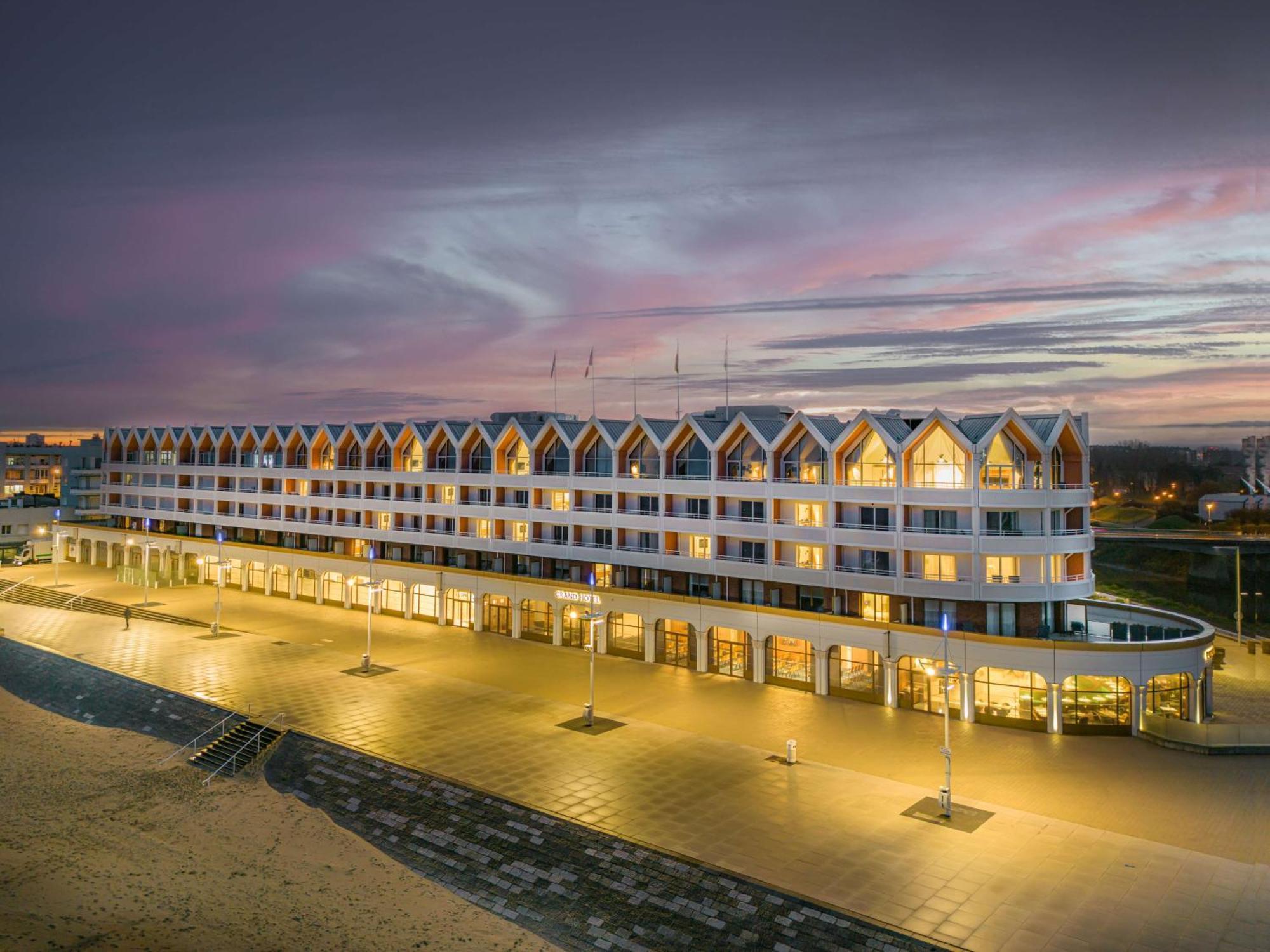 Radisson Blu Grand Hotel & Spa, Malo-Les-Bains ダンケルク エクステリア 写真